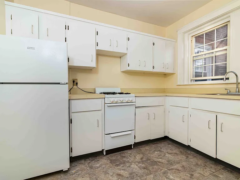 0 Greenleaf St #15 — Photo 10