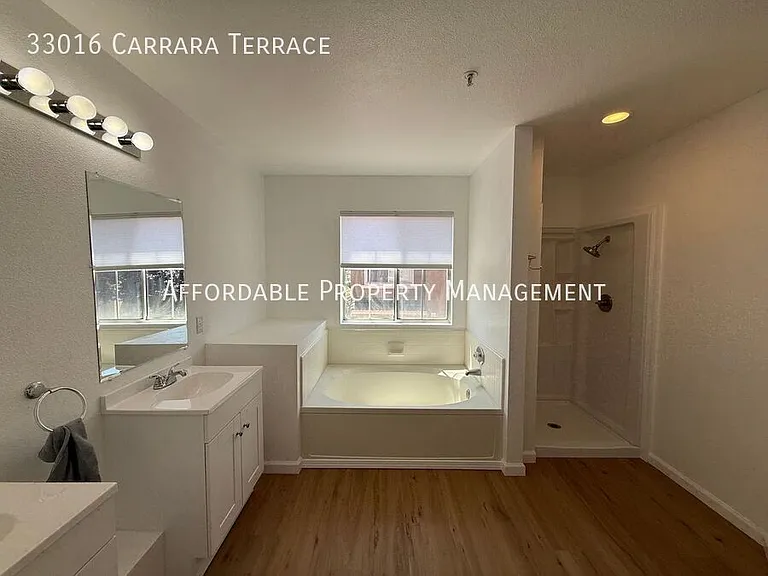 33016 Carrara Ter — Photo 14