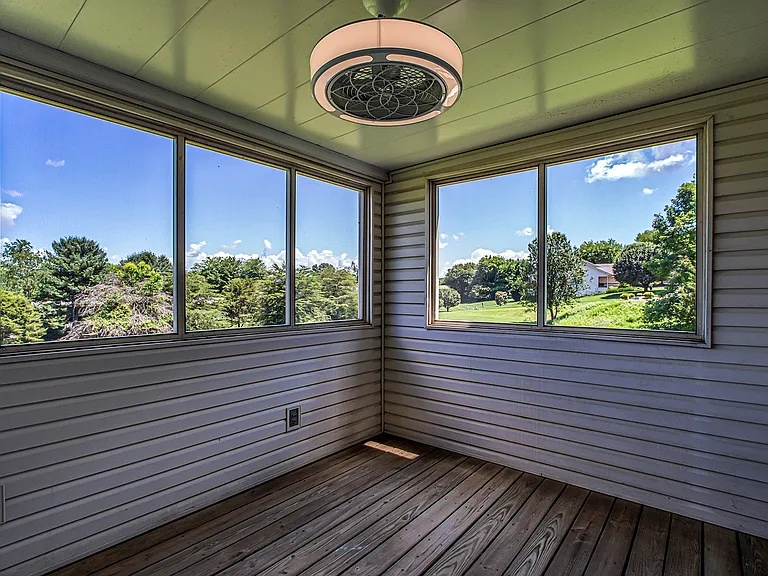310 Dilegwa Way — Photo 30