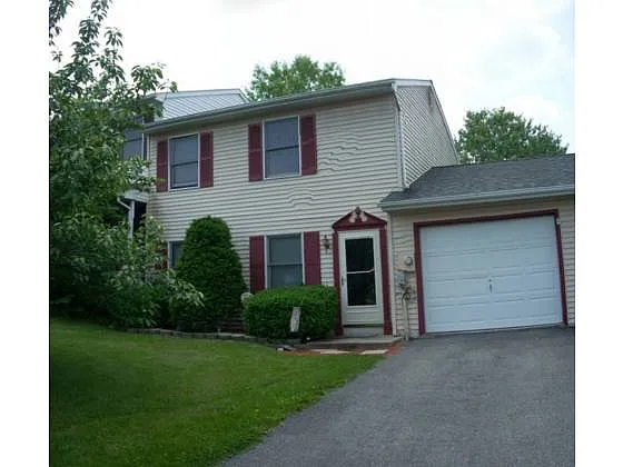 7 Russet Ln photo 1