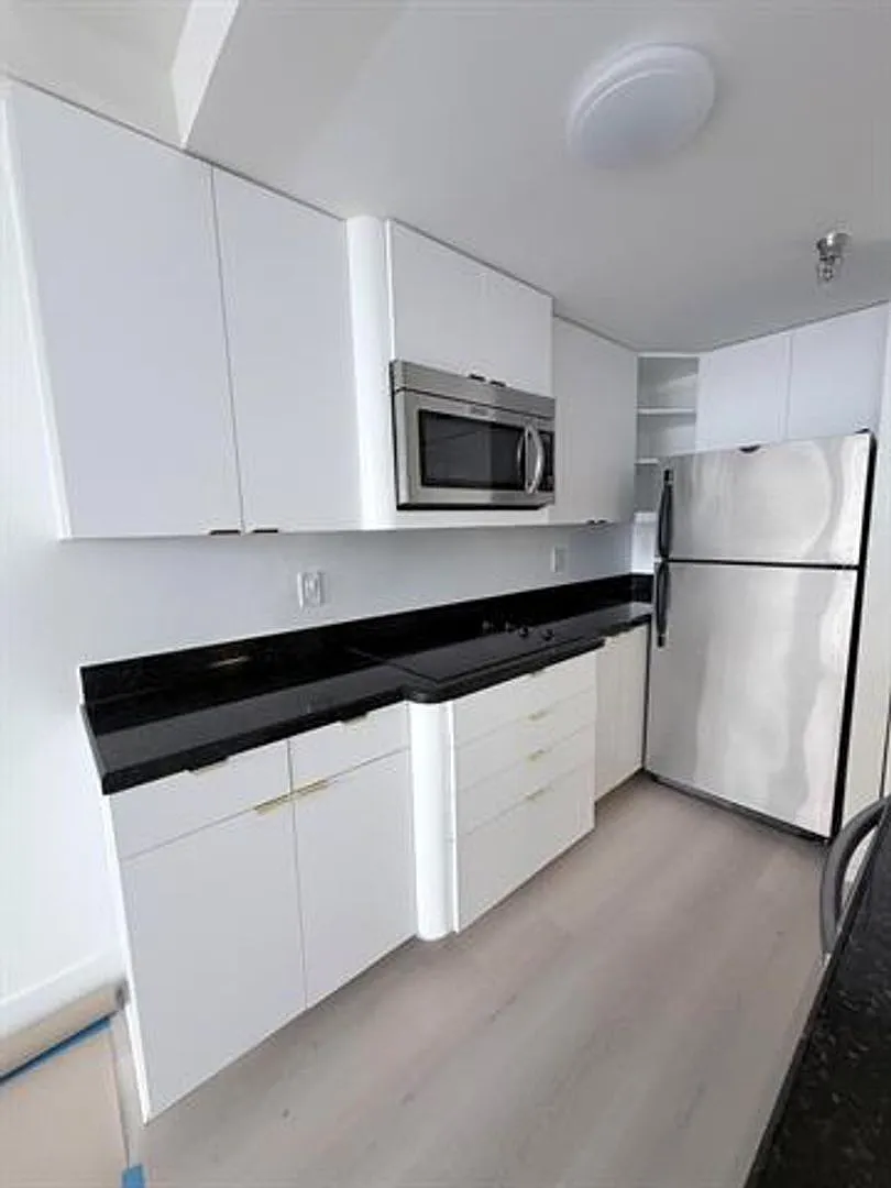 540 Brickell Key Dr cu-1224, Miami, FL 33131 — Photo 1