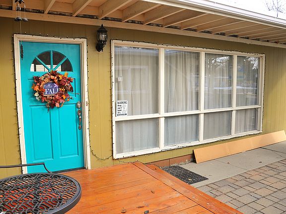 4th image of 4584 S Dartmouth Dr