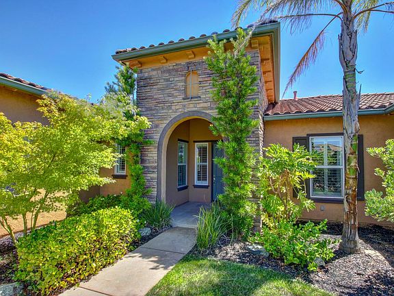 3rd image of 9900 Kapalua Ln