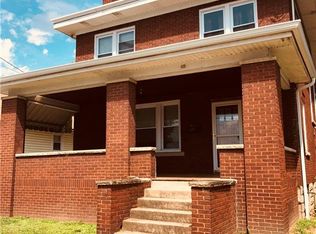 75 Riverside Dr, South Charleston, WV 25303