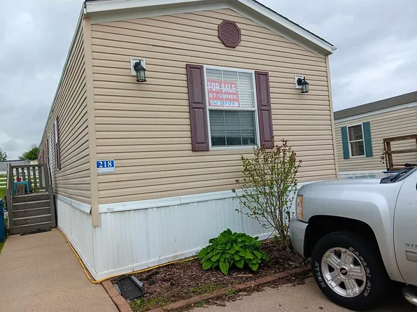 5112 N Fairmount St Trlr 218, Davenport, IA 52806