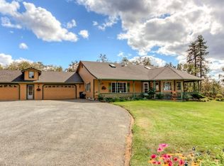 371 Castle Creek Rd, Grants Pass, OR 97526