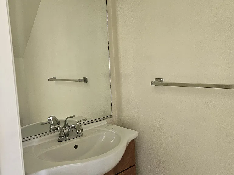 127 Villa Ct #6 — Photo 19