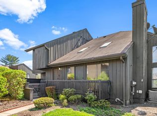 51 Westgate Dr, Edison, NJ 08820