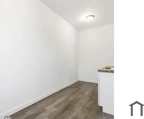 3295 Rochester St — Photo 6