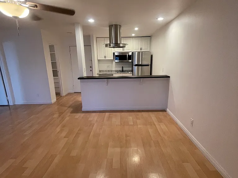 77845 California Dr #D8 — Photo 1