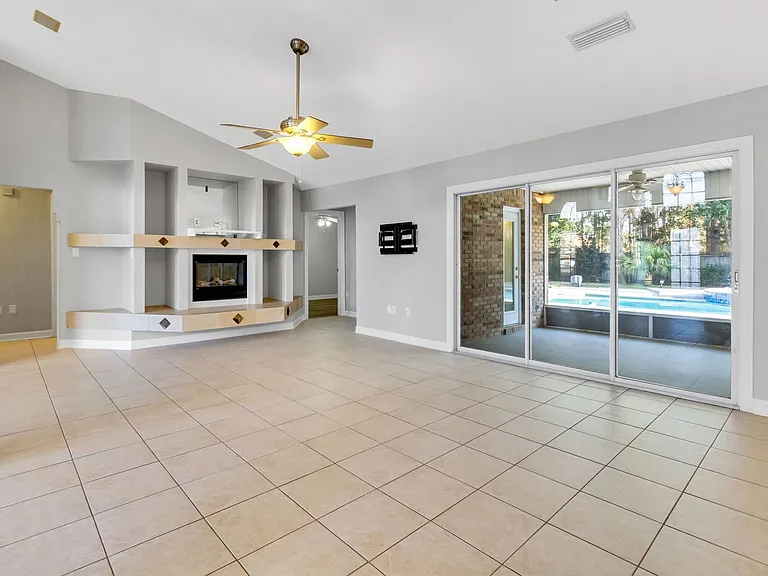 4429 Southminster Cir — Photo 25