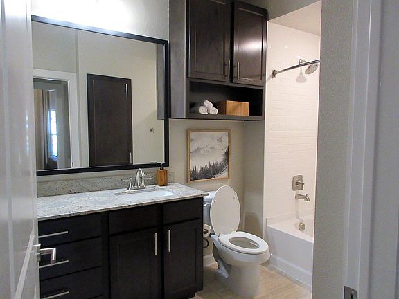 3rd image of 9047 Westpointe Dr #4805