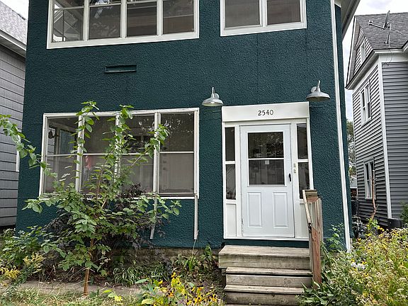 4th image of 2540 Quincy St NE APT 1
