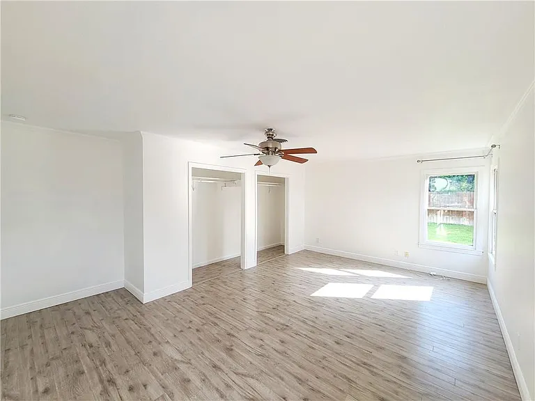 5710 Hinman Dr — Photo 22