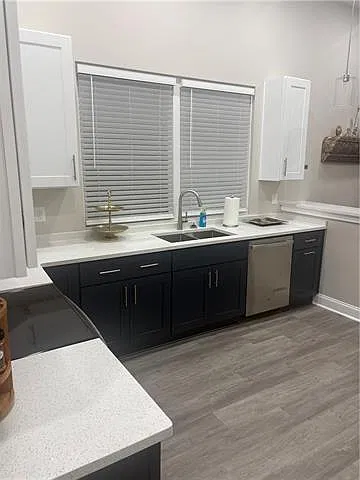 3 bed, 2.0 bath, 1100 sqft, $2,350 — Photo 4