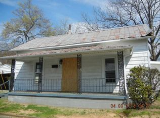 419 Oneida St, Graham, NC 27253