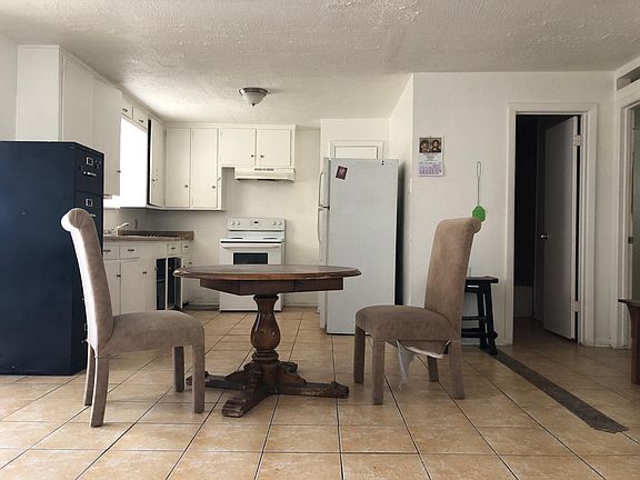 5th image of 3801 Briley St APT 2