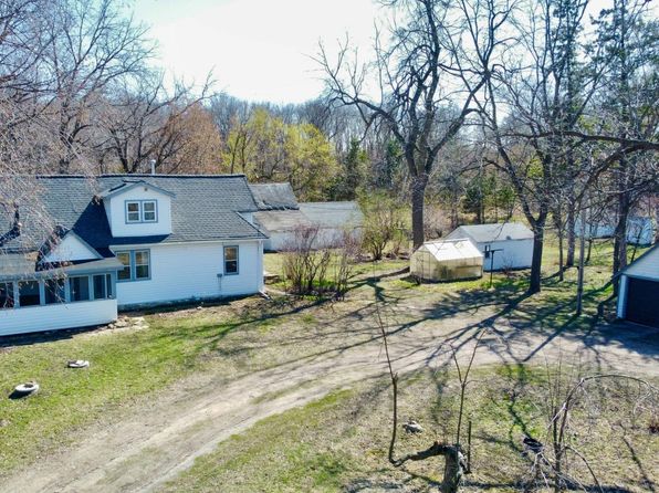 12611 250th St, Chisago City, MN 55013