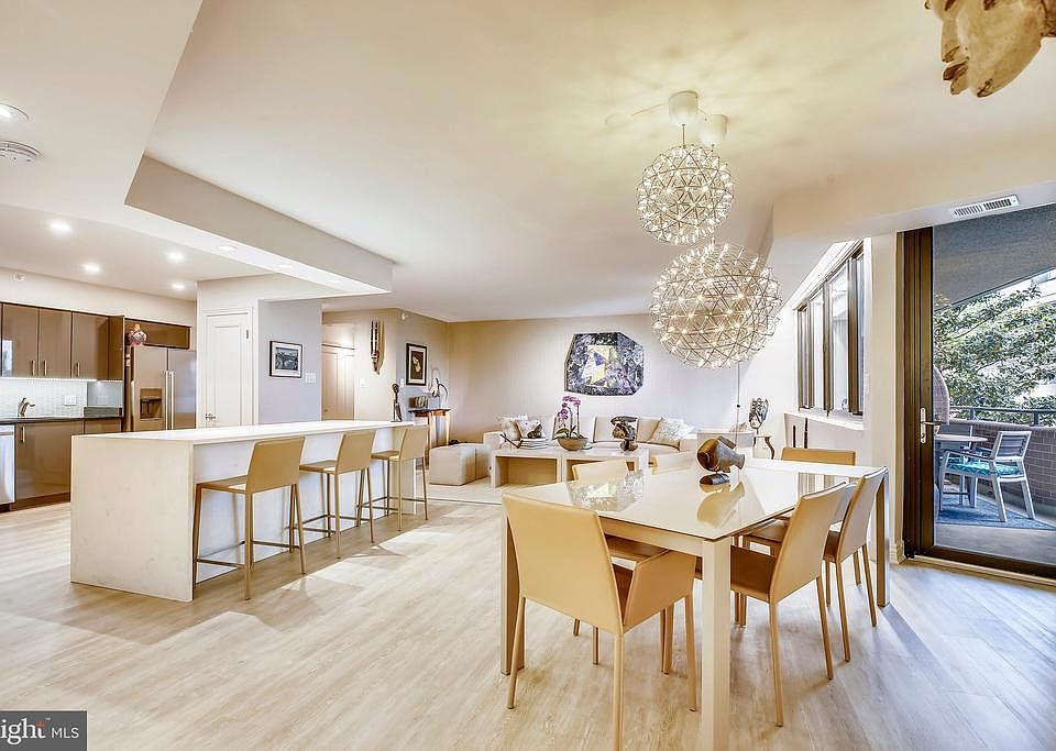 1st image of 4550 N Park Ave APT 214