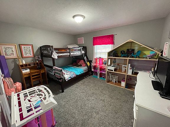 5th image of 265 Woodson Way