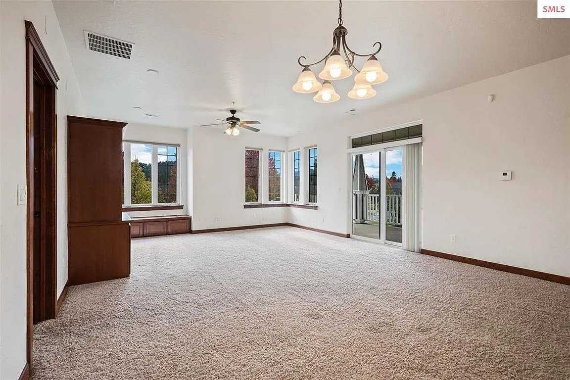 4444 Greenchain Loop - 4 — Photo 2