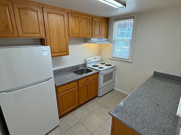 5th image of 419 Cypress Ave #4