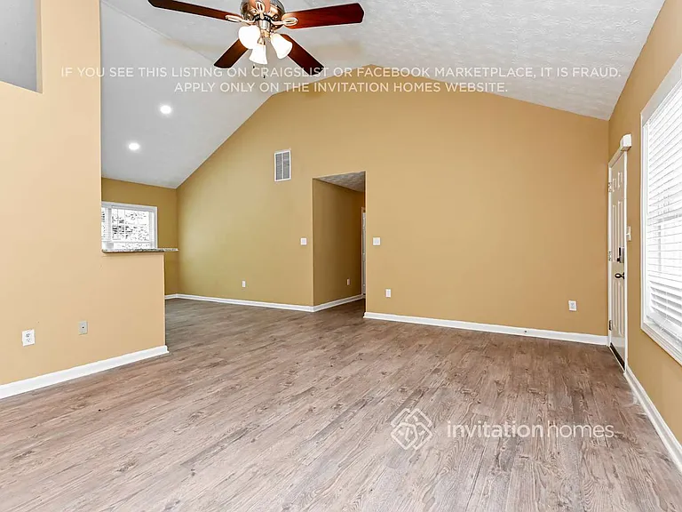 552 Bridgeport Pl — Photo 6