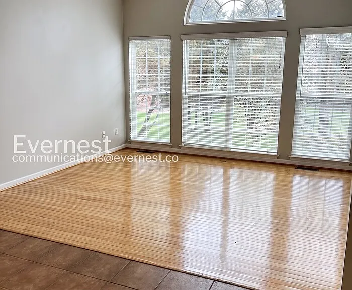 743 Rolling Fork Dr — Photo 7
