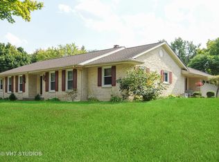 2336 Tanglewood Ct, Aurora, IL