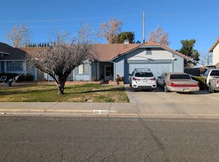 1237 Windsor Pl, Palmdale, CA 93551