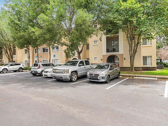 3rd image of 2516 Centergate Dr APT 108