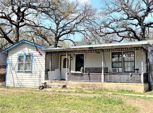 237 Shoreline Dr S, Azle, TX 76020