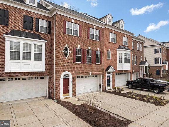 2nd image of 435 Penwood Dr