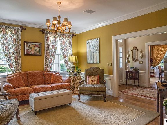 4th image of 1401 Park Ave