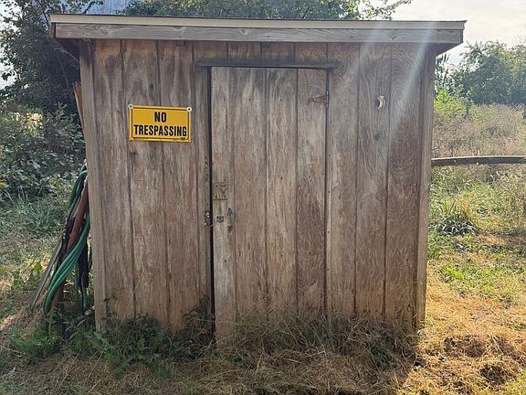 5th image of 8141 E Tamaroa Rd