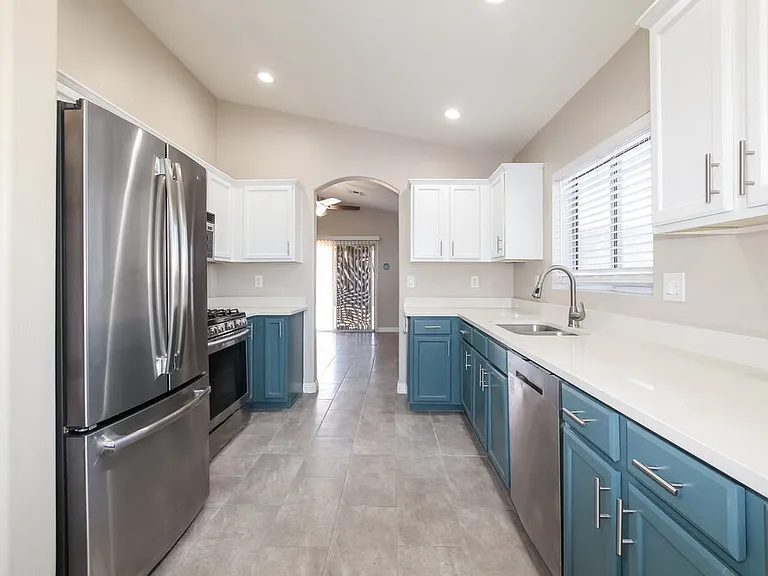 12702 W Aster Dr — Photo 6