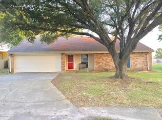110 Swan Cir, Lafayette, LA 70508