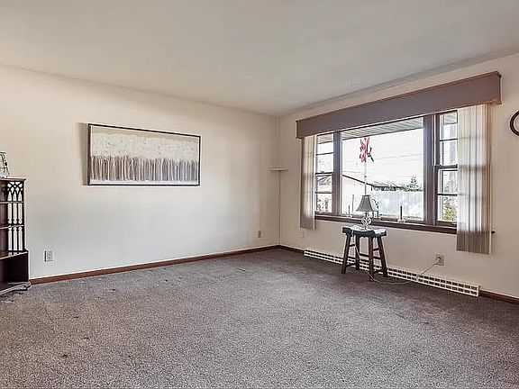 5th image of 2617 9th Ave #1