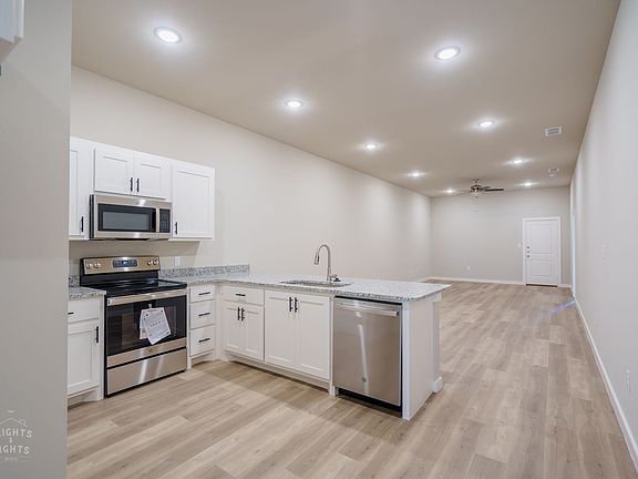 2nd image of 6129 Princess Ln