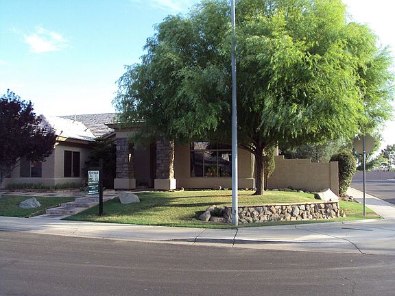 Oversized corner lot