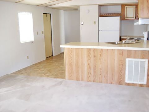 3rd image of 1003 Acorn Trl