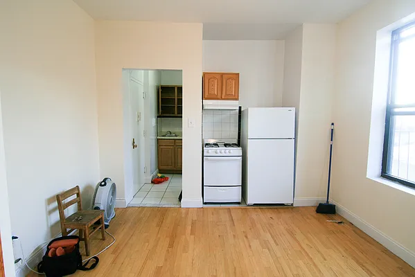 Rented by Horowitz Real Estate | media 27