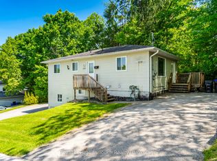 679 Montreal St, Midland, ON L4R3S9