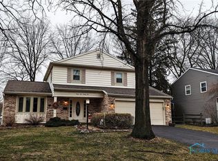 3921 Fairwood Dr, Sylvania, OH 43560