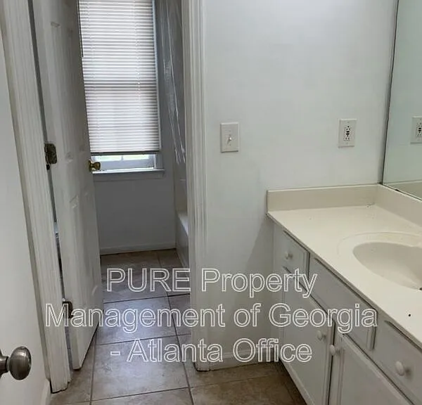 909 Michael Lee Way — Photo 22