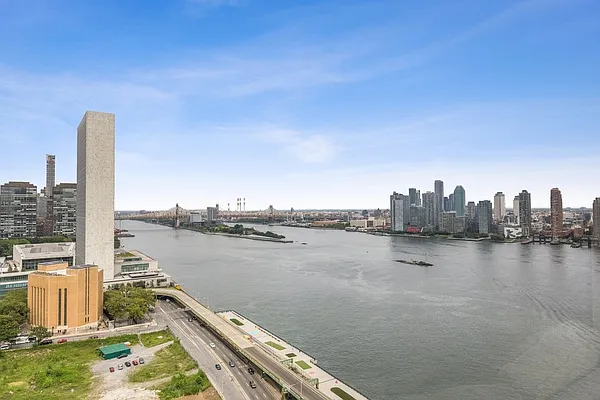 Rented by Corcoran | media 31