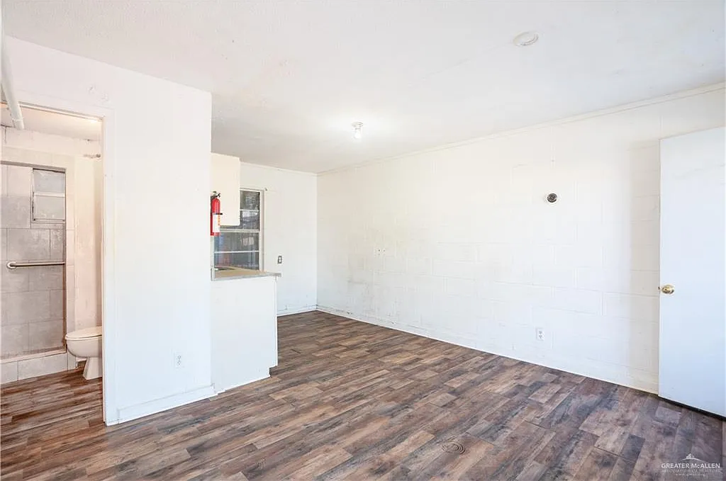 1 bed, 1.0 bath, 248 sqft, $450 — Photo 4