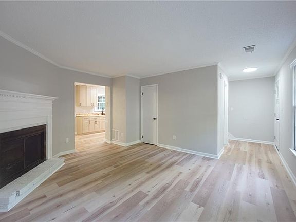 3rd image of 5645 Estates Ct
