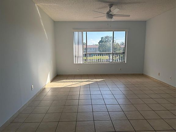 3rd image of 9930 N Twin Lakes Dr #9930