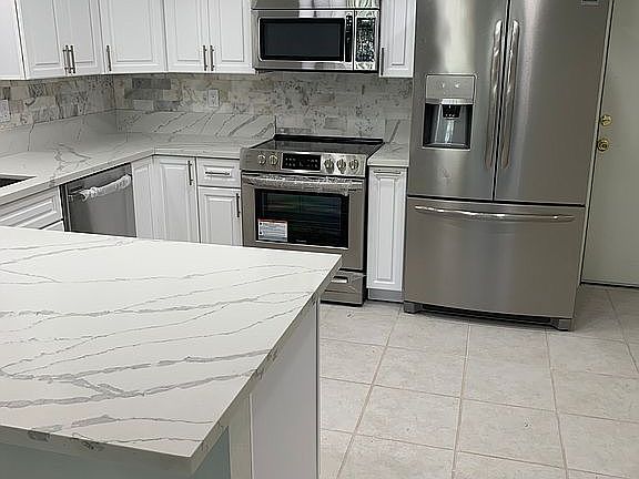 2nd image of 28020 Pebble Beach Dr
